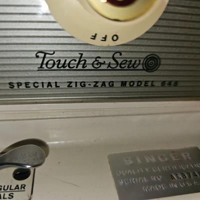 Vintage Singer Touch and Sew Special Zig Zag Model 648