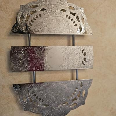 Vintange Expandable Trivet