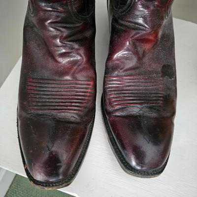 Lucchese Men's Western Wear Cowboy Boots size 9D Black Cherry Leather