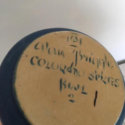 VAN BRIGGLE COLORADO SPRINGS COLORADO BLUE TULIP POTTERY VASE