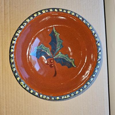 Oxford Earthenware Bowl with Holly design