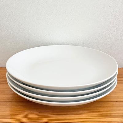 THRESHOLD ~ Round Coupe Dinnerware ~ 4 Piece Place Setting for 4