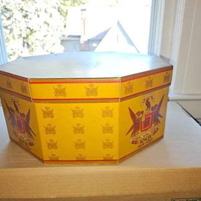 Vintage Embassy Club Hat Size 7 3/8ths Fedora and Box!