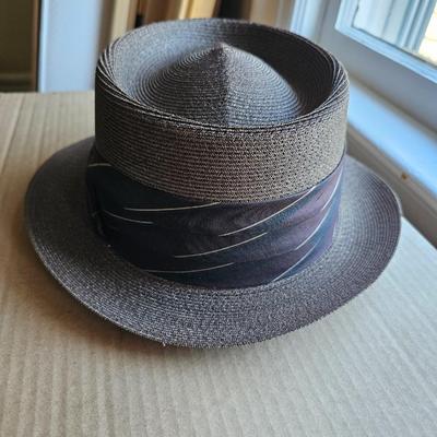 Vintage straw Fedora Hat, Size 7 3/8s Milan Disney Hats and Box!