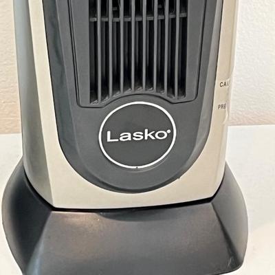 LASKO ~ Pair (2) ~ Ceramic Tower Oscillating Heaters w/Remotes
