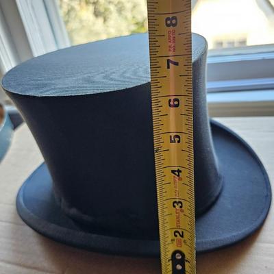 Vintage Dobbs Top Hat Fifth Avenue NY  7 3/8 and Knox Hat box!