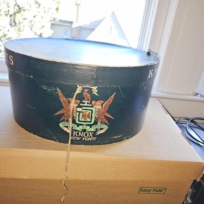 Vintage Dobbs Top Hat Fifth Avenue NY  7 3/8 and Knox Hat box!