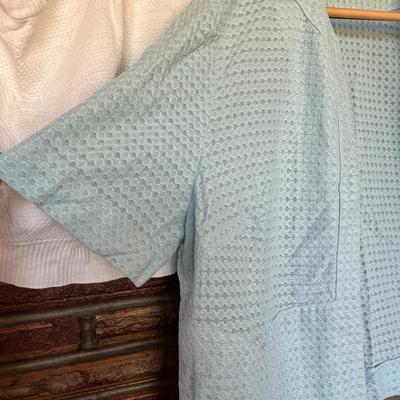 2 vintage tops
