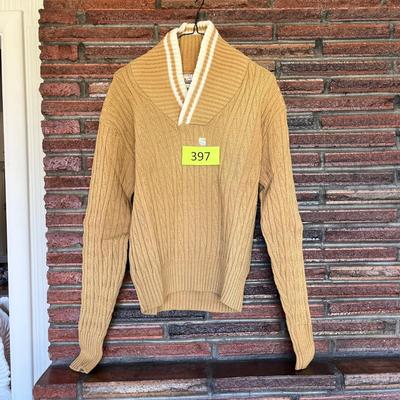 Super Cool Men's Pull over sweater