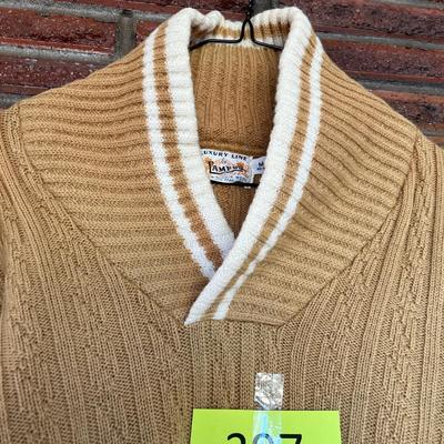 Super Cool Men's Pull over sweater