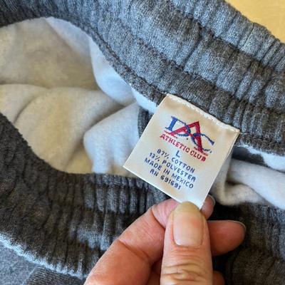 Men's work out clothes