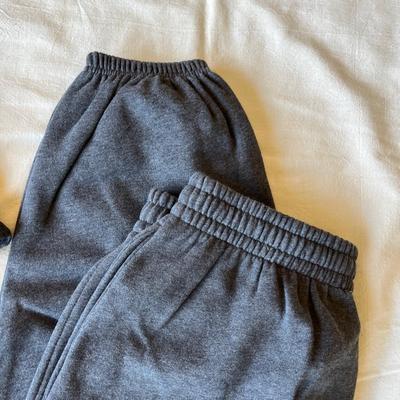 Men's work out clothes