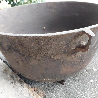 Cast Iron Scalding Pot Cauldron (G-BBL)