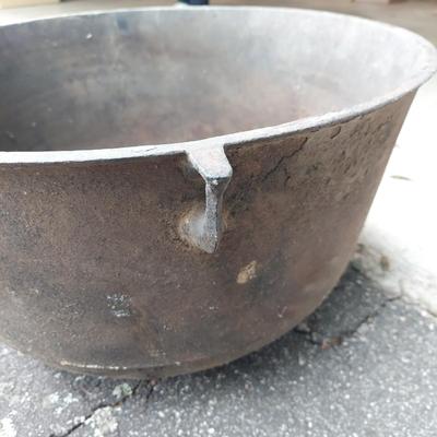 Cast Iron Scalding Pot Cauldron (G-BBL)