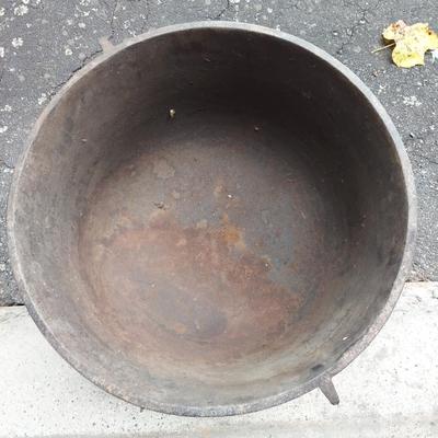 Cast Iron Scalding Pot Cauldron (G-BBL)