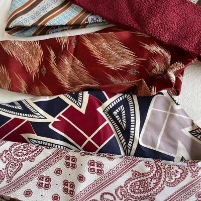 8 Wild Print ties