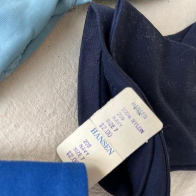 Lot of ladies Evening gloves - Blues