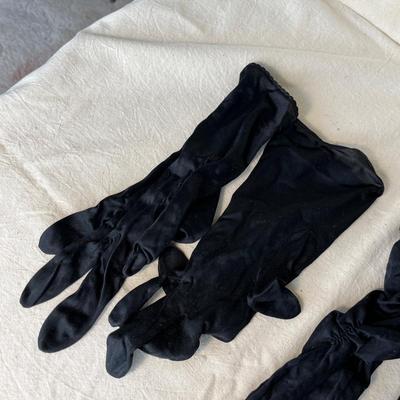 3 pairs black evening gloves