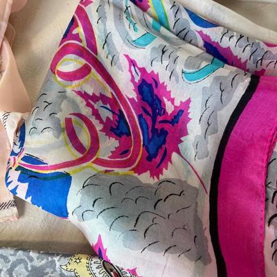 1960s Scarves Floral Print