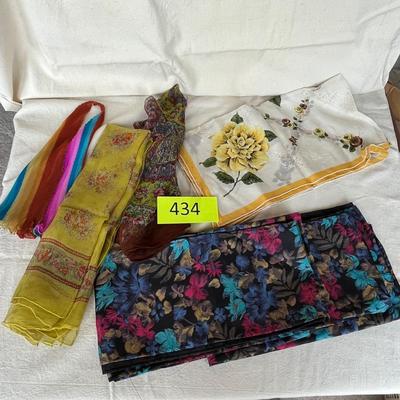 Lot of Floral print scarves