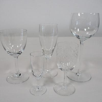 9pcs of Crystal Wine Glasses Various Sizes