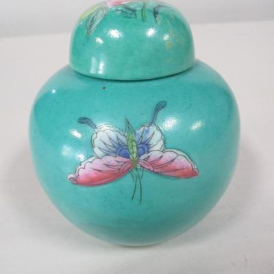 Hand Decorated Chinoiserie Porcelain-Ware Vase