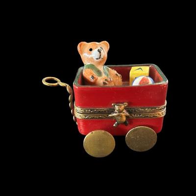 Vintage Limoges Peint Main Trinket Box - Bear Toy Wagon