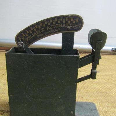 Vintage Reliable Egg Scale