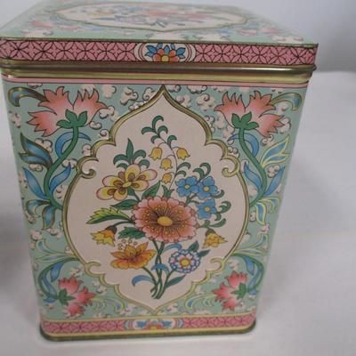 Set of Five English Biscuit Tins Designed by Daher Long Island, NY