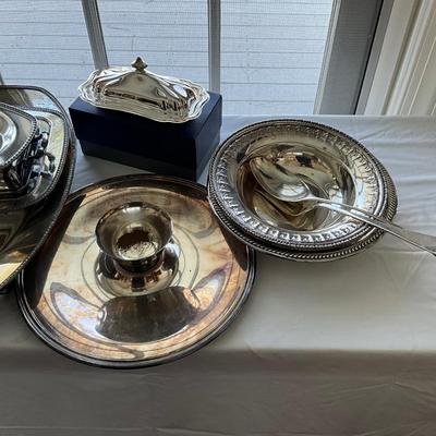 LR1524 Large Lot of Silverplate Serving Dishes