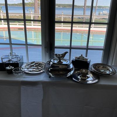 LR1524 Large Lot of Silverplate Serving Dishes