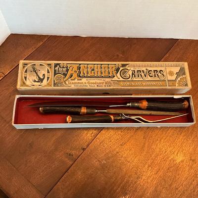DR1541 Victorian Anchor Carvers Set of Horn Handle Carving Set by Lamson & Goodnow