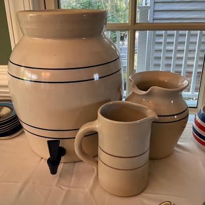 DR1551 Vintage Pottery Drink Dispenser with Jugs