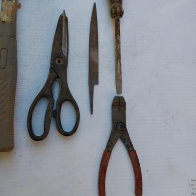 VARIETY OF HAND TOOLS
