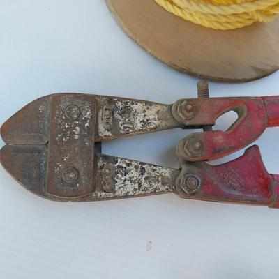 BOLT CUTTERS, PARTIAL SPOOL OF ROPE & AUTO TOOL
