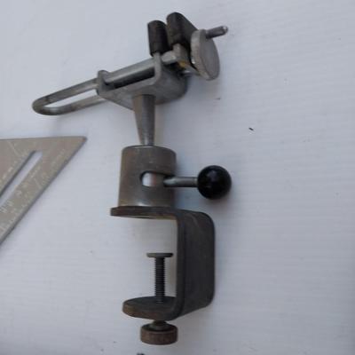 SWIVEL VISE, POST AND 2' LEVELS, SPEED SQUARE