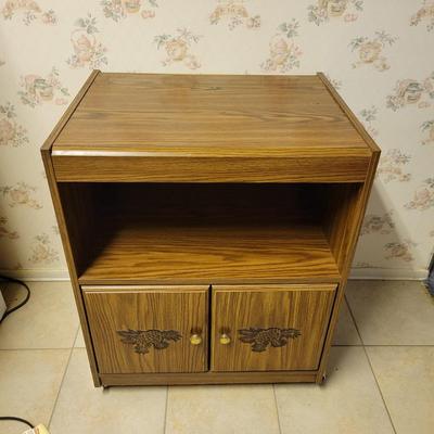 Cabinet on Casters (K-DW)