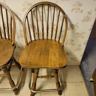 Pair of Swiveling Solid Wood Stools (K-DW)