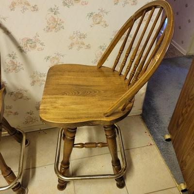 Pair of Swiveling Solid Wood Stools (K-DW)