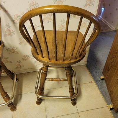 Pair of Swiveling Solid Wood Stools (K-DW)