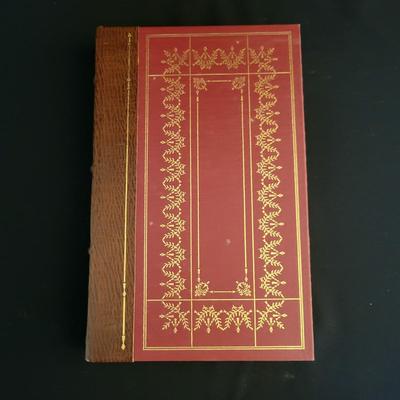 13 Leather & Paper Bound Books With Gold Leaf Details (D-DW)