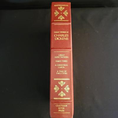 13 Leather & Paper Bound Books With Gold Leaf Details (D-DW)