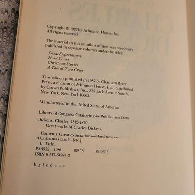13 Leather & Paper Bound Books With Gold Leaf Details (D-DW)