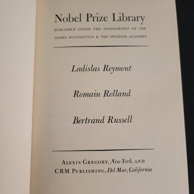Seventeen Volume Nobel Prize Library (D-DW)