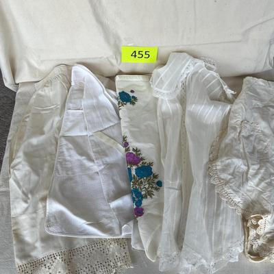 4 white/ print aprons