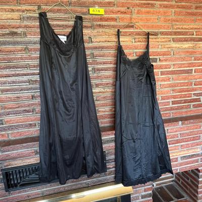 2 Black Slips