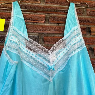 Vintage blue nightie