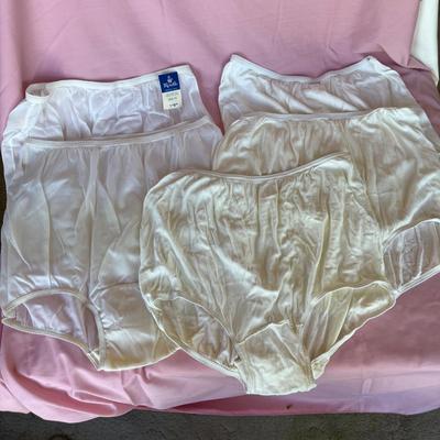 5 panties