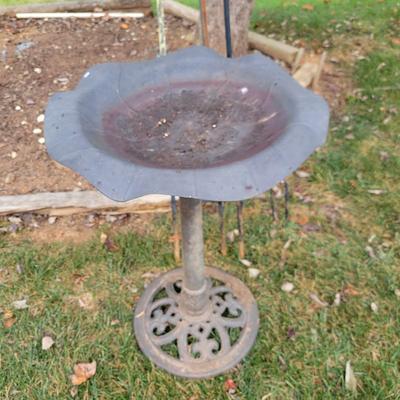 Three Shepherds Hooks and a Bird Bath (Y-DW)
