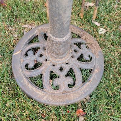 Three Shepherds Hooks and a Bird Bath (Y-DW)
